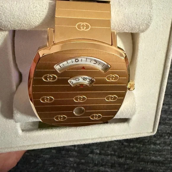 Gucci Women’s Montecarlo Grip Stainless Steel Bracelet 38mm - Picture 8 of 10